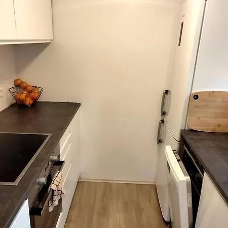 Cozy Close To Downtown *